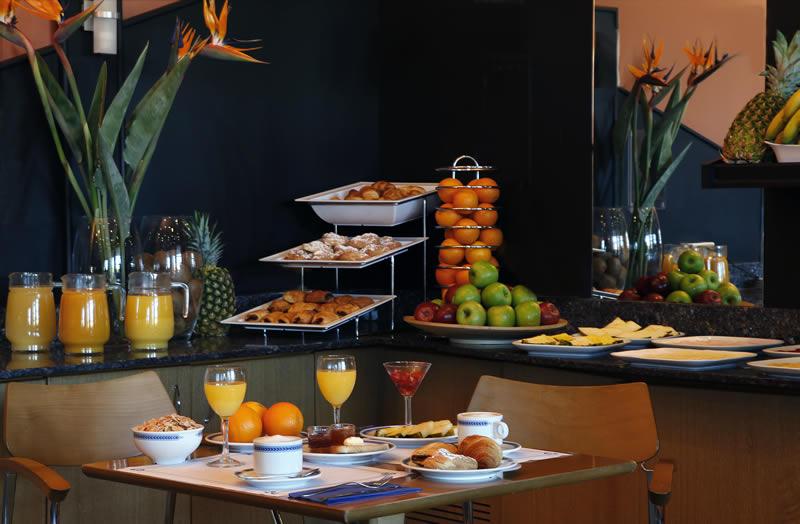 ולנסיה Holiday Inn Express Ciudad De Las Ciencias By Ihg מראה חיצוני תמונה