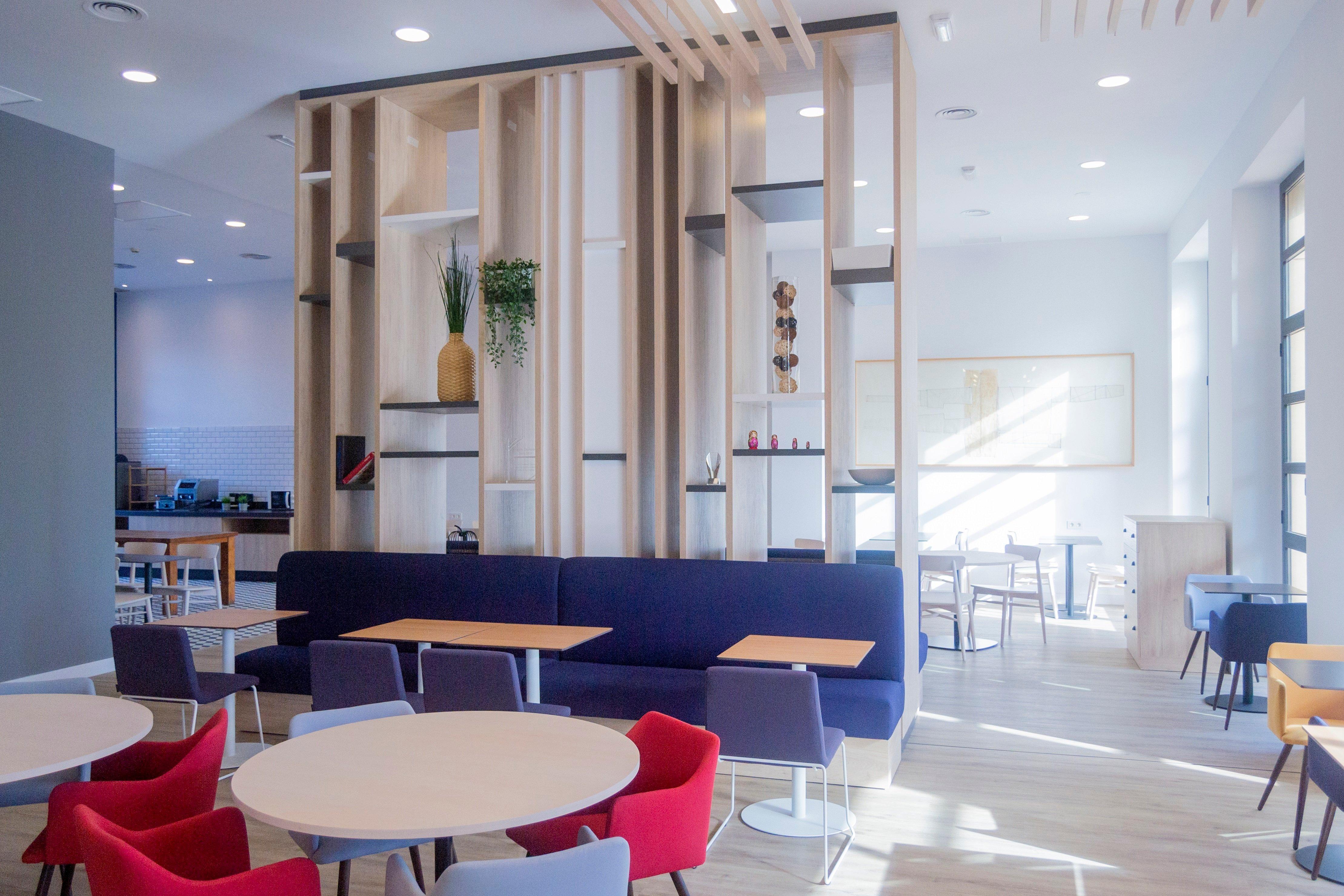 ולנסיה Holiday Inn Express Ciudad De Las Ciencias By Ihg מראה חיצוני תמונה