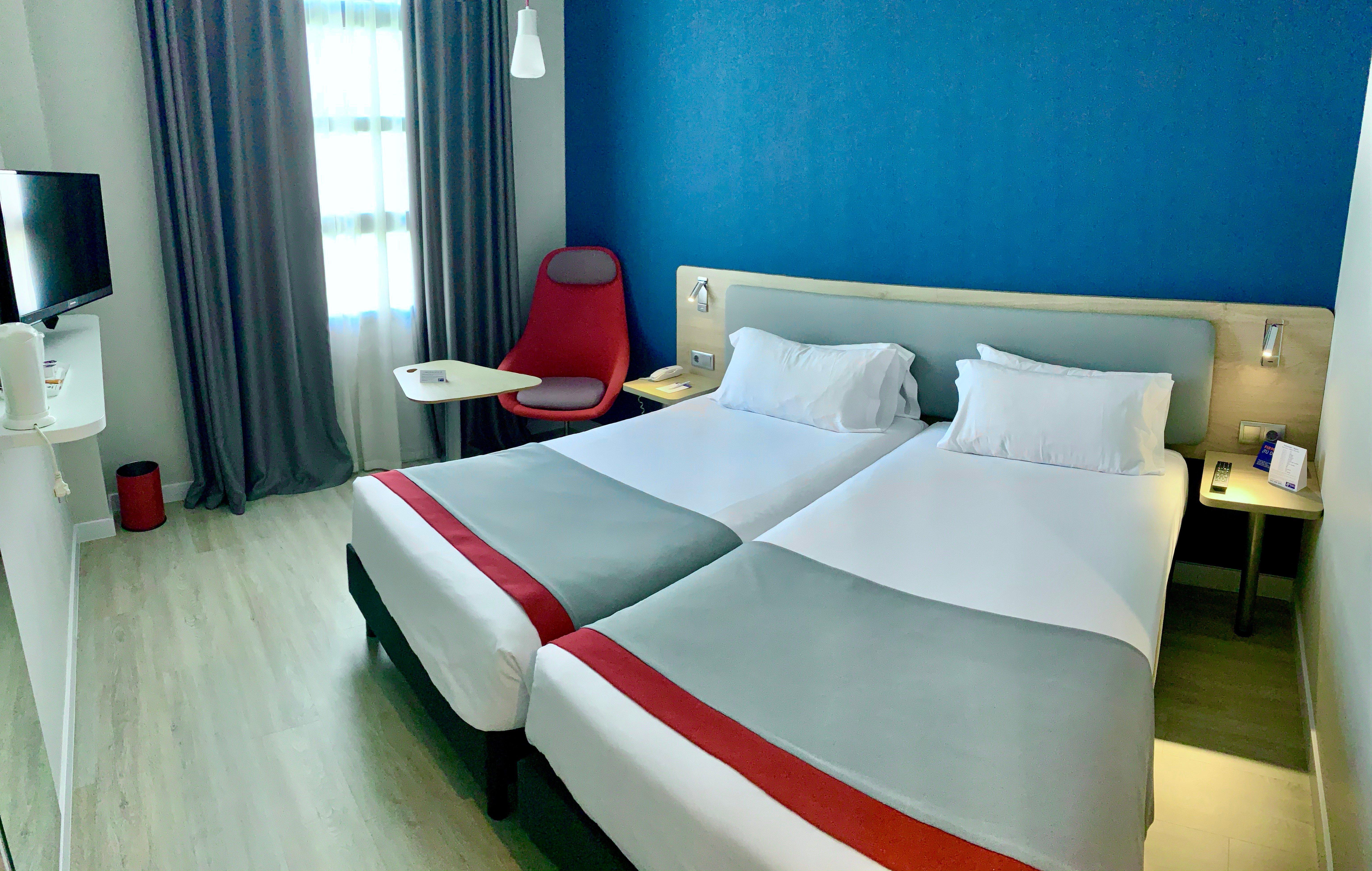ולנסיה Holiday Inn Express Ciudad De Las Ciencias By Ihg מראה חיצוני תמונה